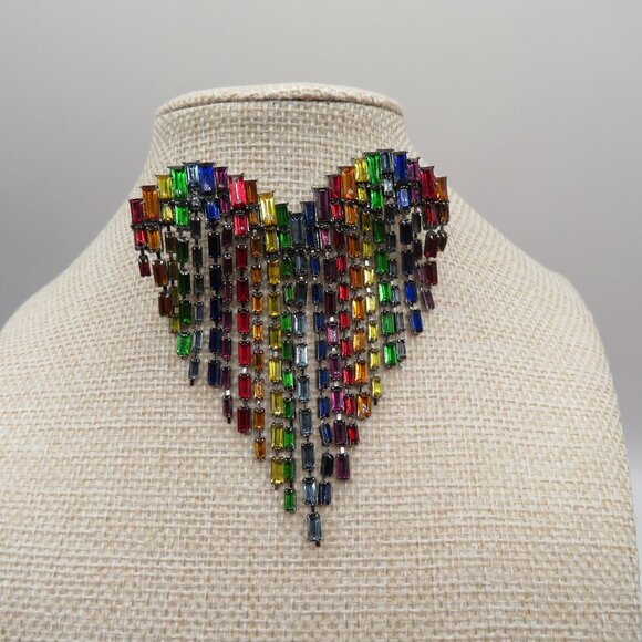 Heart Shaped Rainbow-Colored Baguette Rhinestone Brooch Pin - Picture 4 of 12